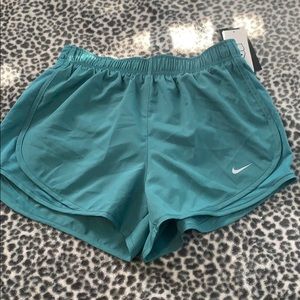 Running shorts